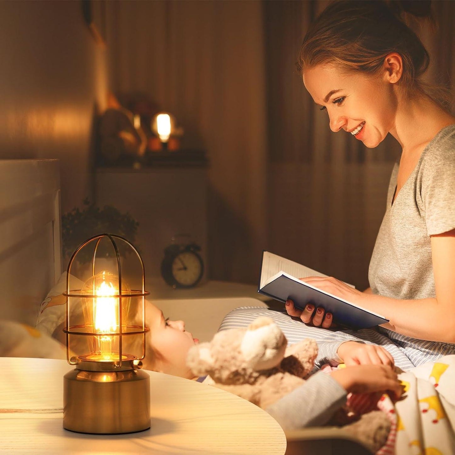 Haian Small Touch Gold Table Lamp - District Goods